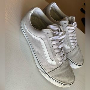 Vans - Old Skool Shoe / Sz 8 / Gray